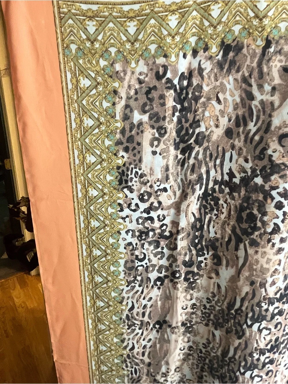 DC lightweight scarf